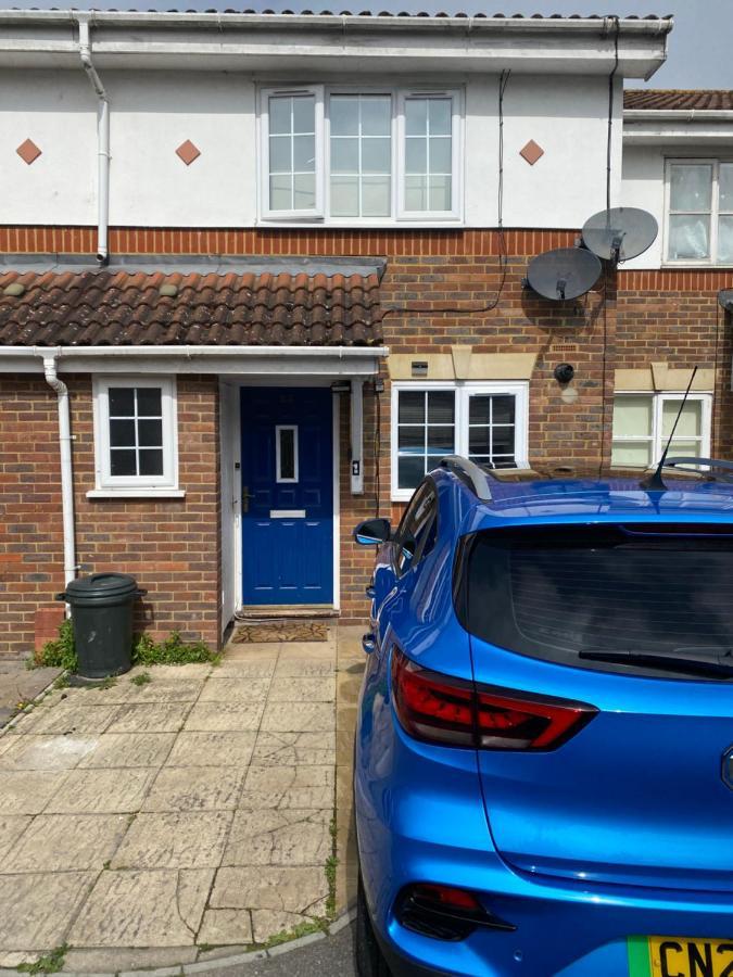Ensuite Room Near Canal Southall Esterno foto
